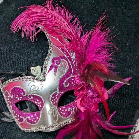 MASQUERADE MASK - MULTIPLE SIZE AND COLORS AND DESIGNES - Picture 1 of 15
